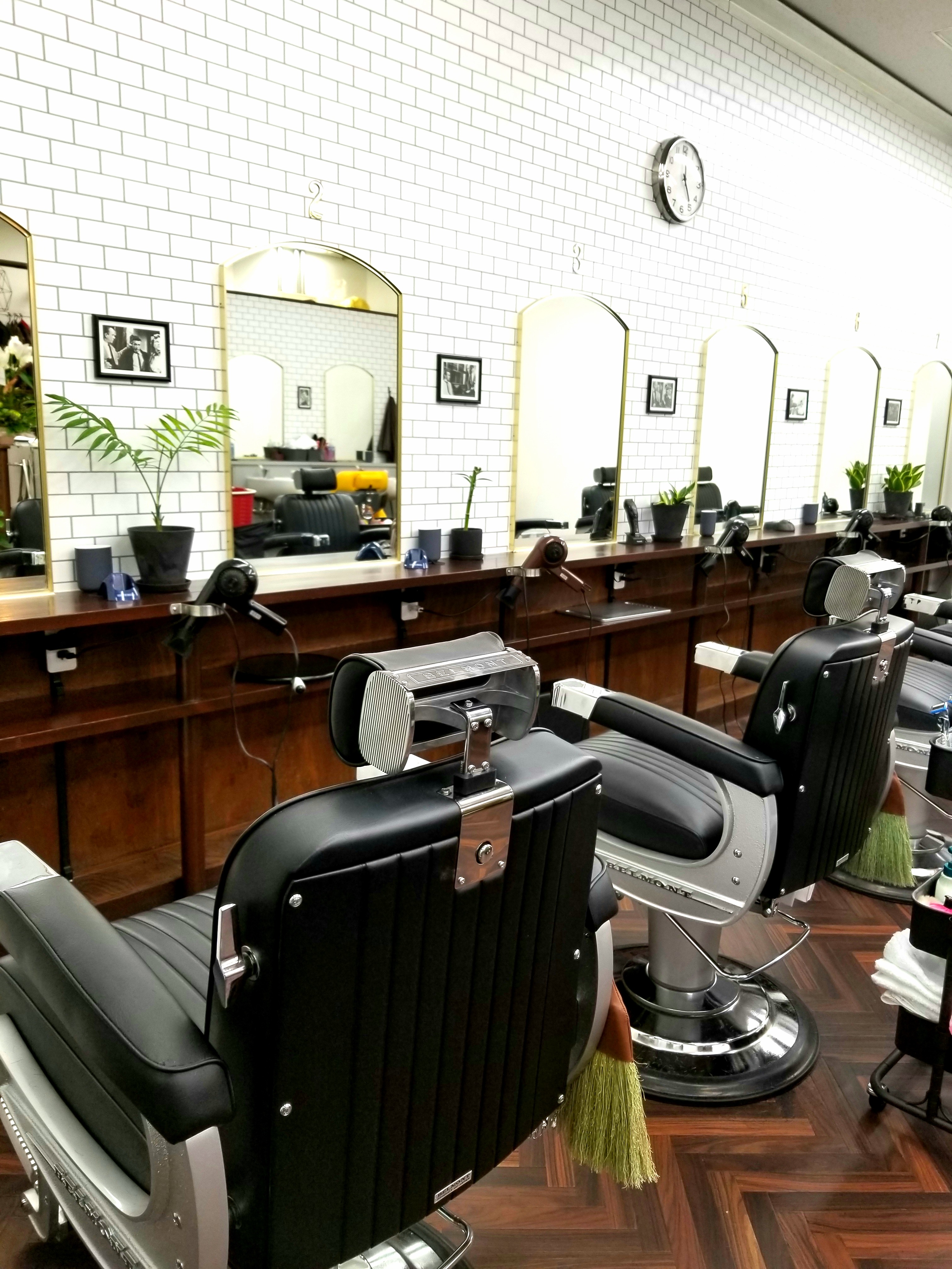 【ラパーク岸和田】≪月給35万円≫≪年末年始休暇あり≫≪メンズのみの入客OK≫地域のお客様に愛されるサロン！あなたのこれまでの経験を活かしながらお仕事ができます！「SHINYA HAIRS ラパーク岸和田（シンヤヘアーズラパークキシワダ）」から理容師（理容室）の求人☆★