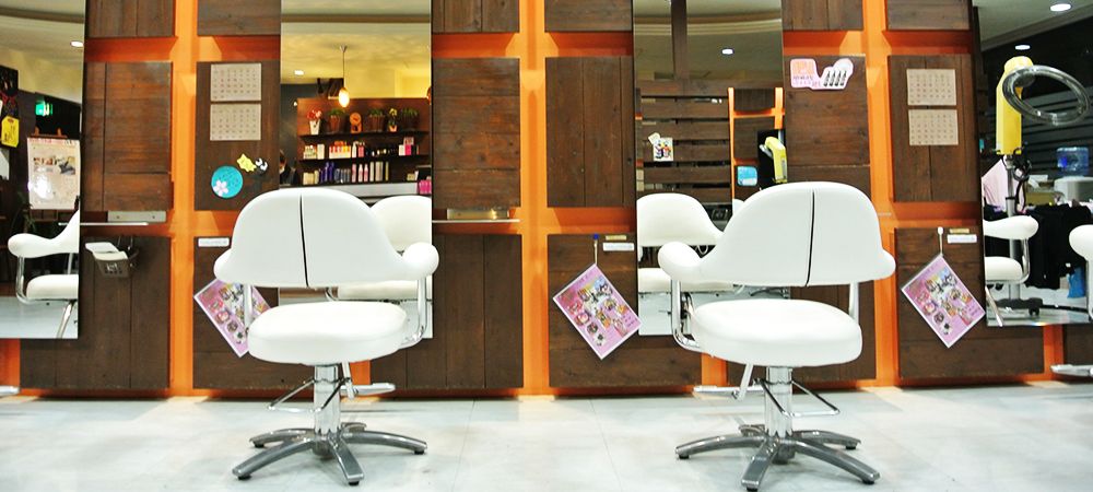 【和泉大宮】≪実働8時間≫≪社会保険完備≫地域密着で長年愛される人気サロン！ずっと長く働ける環境です！着付けやだんじりの編込みもやってます！「atorie（アトリエ）」からアシスタント（美容師）の求人☆☆