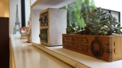 【北助松】月給22万円〜！入客チャンスもバッチリ☆”泉州におしゃれさんをもっと増やしたい！“と頑張る人気サロンです☆パーソナルカラー診断による確かな似合わせ、可愛い雰囲気も自慢の小規模サロン「Locus（ロクス）」から、スタイリスト（美容師）の求人です☆★☆