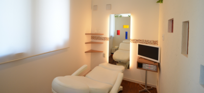 【学園都市】日曜祝日定休！残業一切なし！お子さん、家庭も大切にしながら働きたい方必見！ママさんスタイリストばかりなのでお休みも気兼ねなく取れます♪女性専用サロン¨Natura Terrasse（ナチュラテラッセ）¨からスタイリスト（美容師）の求人☆☆