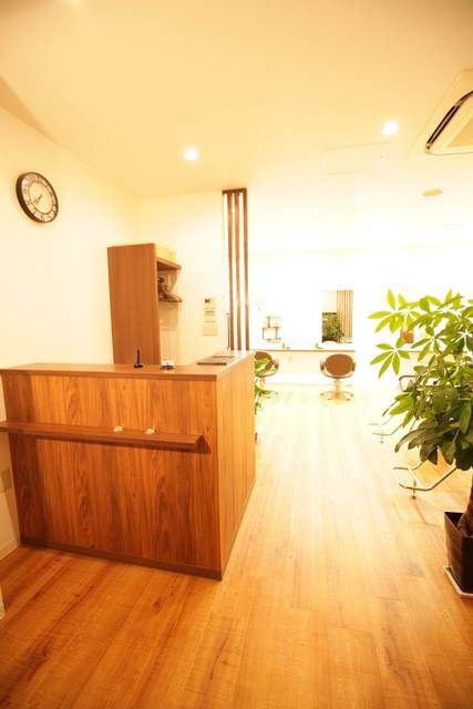 【石橋】≪整容国保あり≫≪平均20時退勤≫≪月8,9日休み≫新規の入客チャンスアリ!定休日次第では連休ありなので、プライベートと両立しやすい環境です!地域密着サロン「Breeze hair(ブリーズ ヘアー)」からスタイリスト(美容師)の求人☆★☆