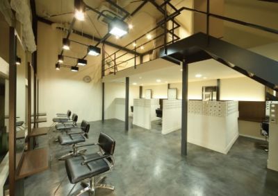 【瀬田】≪ハイブリット型の給与システム≫≪月給30万円保障あり≫≪月8日休み≫≪社会保険完備≫≪有給休暇15日あり≫準社員として勤務可能！美容師と兼任でマツエクやネイルも学べる！頑張った分はしっかり歩合で還元してもらえるサロン◎「ex-fa resort（エクファリゾート）」スタイリスト（美容師）の求人☆★☆