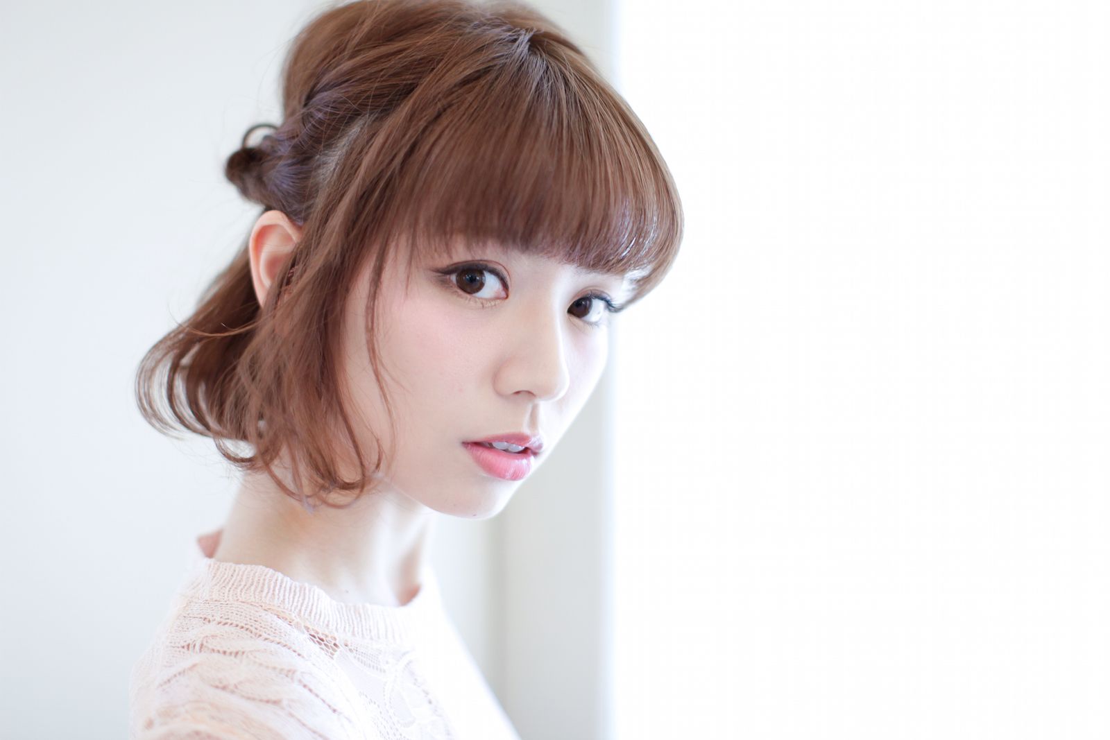 【草津】≪月給23万円〜≫≪月8日休み≫≪社会保険完備≫≪最短1年でデビュー可能≫≪営業時間内レッスン可能≫≪有給休暇15日あり≫美容師と兼任でマツエクやネイルも学べます!着付けやメイクも学べる!レッスンはあなたのペースで進められる環境!すべての美を叶える、大人気のトータルビューティーサロン「ex-fa hair&spa(エクファヘアアンドスパ)」アシスタント(美容師)の求人☆★☆