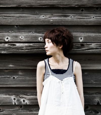 【東舞鶴】≪2年の早期デビューも可能≫≪毎月3連休あり≫≪月8日休み≫≪平均20時退勤≫≪社会保険完備≫アナタの夢とやる気を応援！スタッフさん、お客さまどちらも“人との付き合い”大切にする「Luxtz（ラグズ）」からアシスタント（美容師）の求人☆★☆