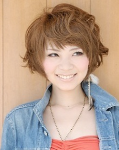 【川西能勢口】≪月給23万円スタート/パート時給1150円!≫≪社会保険完備≫条件抜群!長く働ける条件が整ったアットホームサロン!お客さまと密に関われるので、働きがいも抜群です!“tural~in su(アチュラル)”からスタイリスト(美容師)の求人☆★