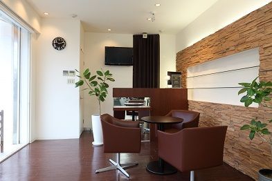 【我孫子】≪完全週休2日制≫≪月給23万円〜≫≪社会保険完備≫≪寮完備≫≪パートアシスタントも募集≫メイクや着付けも学べる!ウィッグソムリエやホームヘルパー2級(介護資格)も取得できる!「HAIR MAKE UE2 AFECTO 我孫子前店(ヘアメイクウエニアフェクトアビコマエテン)」からアシスタント(美容師)の求人☆★☆