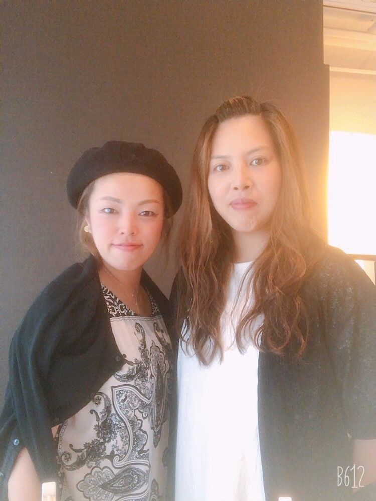 【三国ヶ丘】≪パートスタイリスト、パートアシスタント募集≫≪平均17時退勤≫日祝休みOKで、家族とのプライベートな時間を大切にしながらお仕事ができる！カットしなくてもOK！駅前すぐに地域の美容室！「HAIR MAKE UE2三国ヶ丘駅前店（ヘアメイクウエニミクニガオカテン）」からスタイリスト（美容師）の求人☆★☆