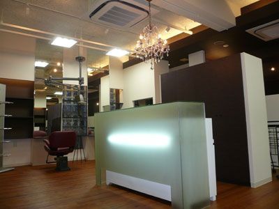 【出戸】アットホームなヘアサロン！！porto Belloでは安心して働ける環境作り、個々にあった美容師ライフの充実を目指しています。そして何よりも気さくで楽しい雰囲気を大切にしており、和気あいあいアとみんなが意見を出しあえる働きやすいフィールド☆フリーのお客様も多く、今までの経験を生かして活躍できます！☆porto Bello（ポートベロー）からスタイリスト（美容師）の求人☆☆