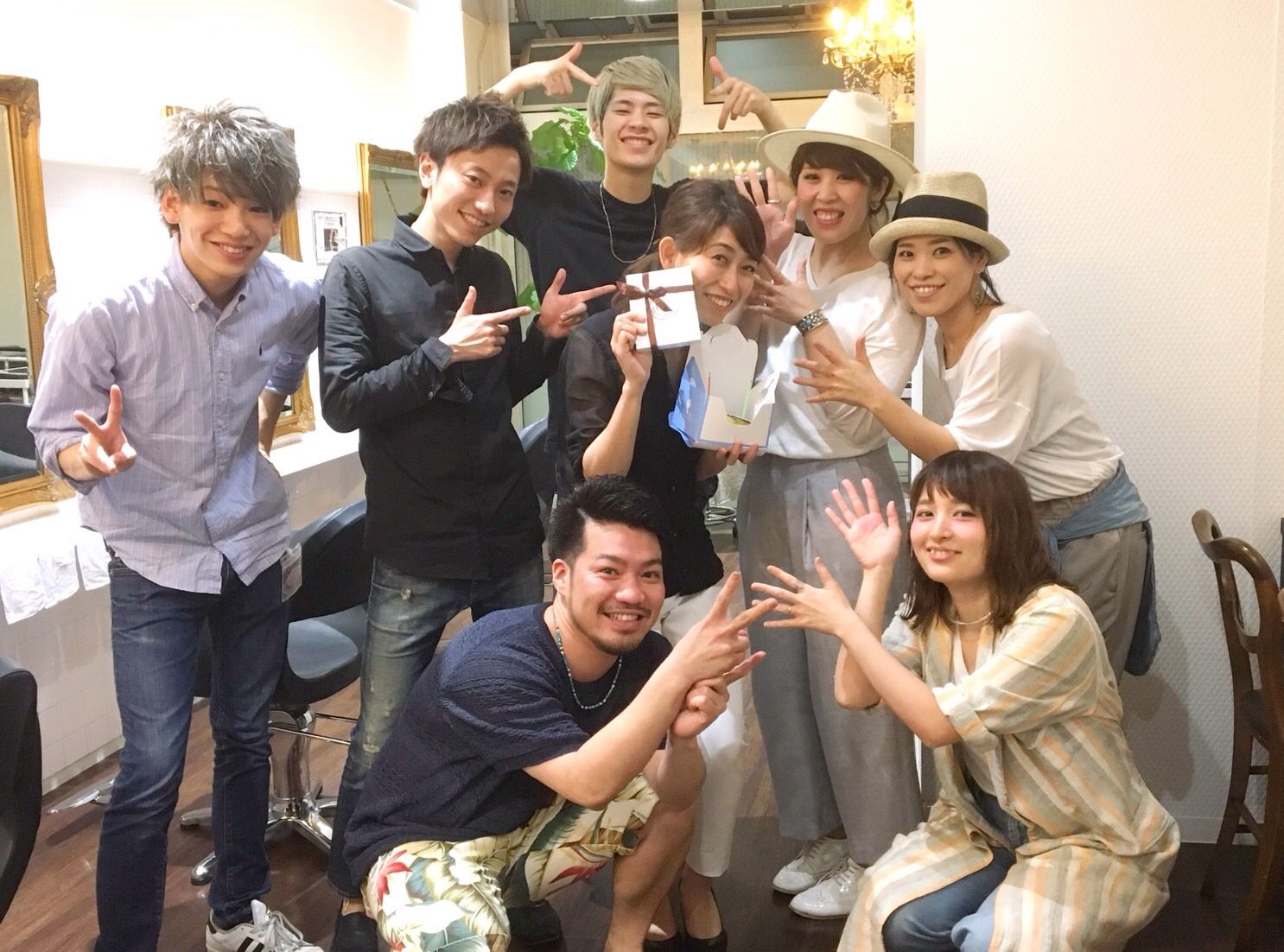 【立町】≪週休2日≫≪社会保険完備≫≪店内にはエステもあり!≫最短1年でスタイリストデビュー!営業中レッスンOK!!スタッフ全員の意見を尊重しながらサロンを盛り上げていこう!「beauty:beast立町店(ビューティービーストタチマチテン)」からスタイリスト(美容師)の求人☆★