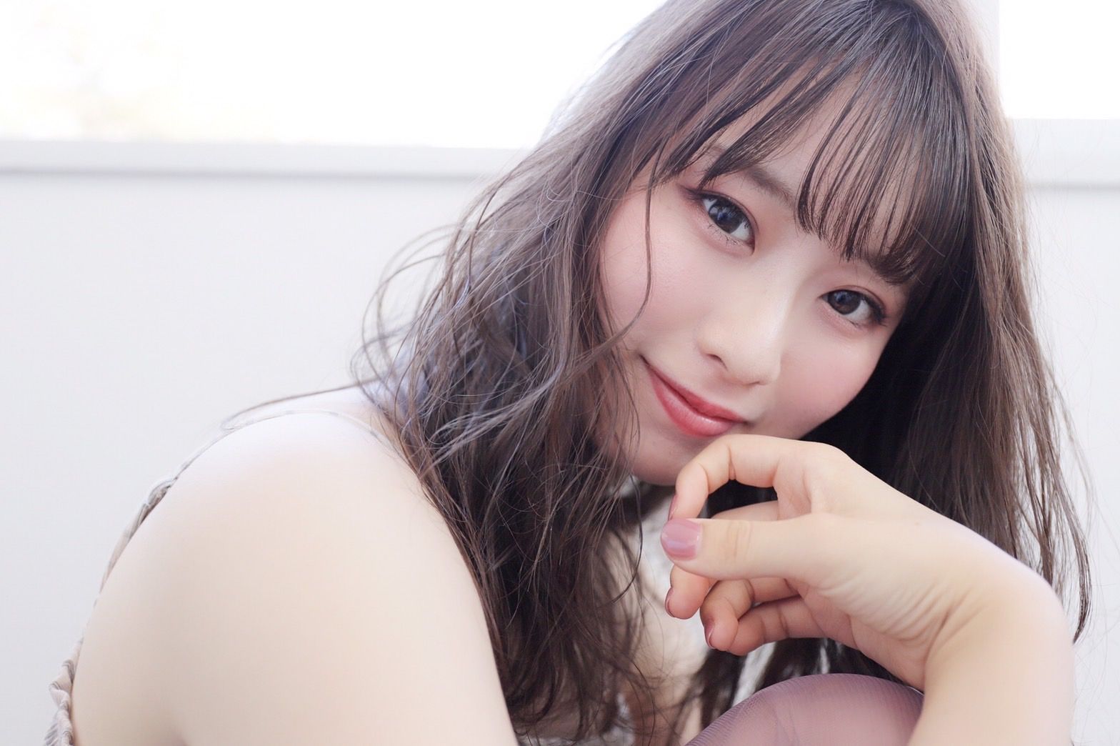 【今里】≪完全週休2日≫≪有給休暇あり≫≪社会保険完備≫≪営業内レッスンあり≫表彰もされた小顔カットが自慢！心からの笑顔で接客、親身に寄り添う地域密着サロンで一緒に成長していきましょう！「BRIDGE by hair stage now（ブリッジバイヘアステージナウ）」からアシスタント（美容師）の求人☆☆