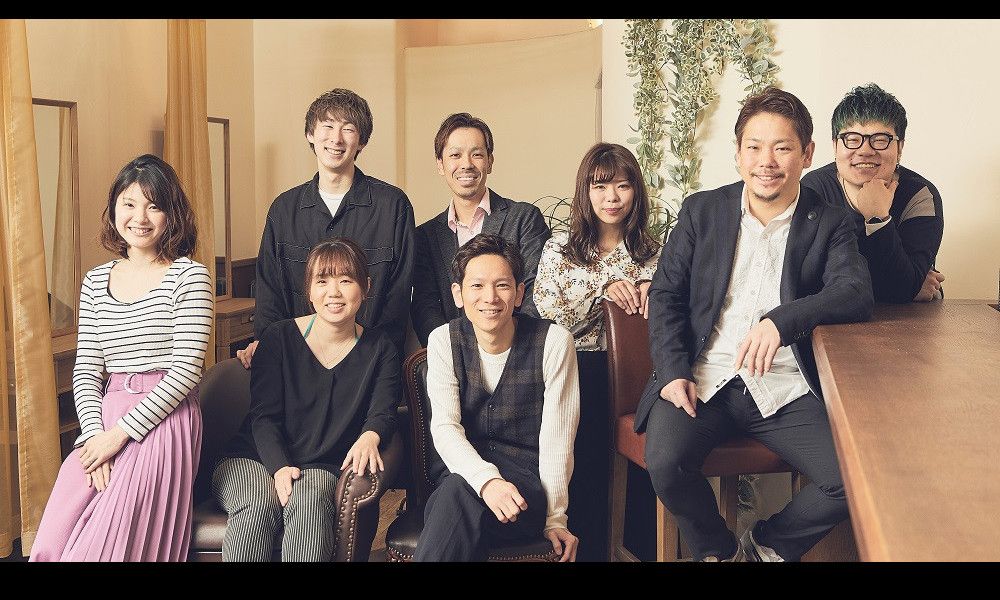 【摂津市】◇◆社会保険完備◆カット入客チャンスあり◆◇入社3年目ST約30万円の給与！入客チャンスの多い右肩上がりの会社で、高額月給も狙っていけますよ★Queen’s Berry(クインズベリィ)からスタイリスト(美容師)の求人☆★