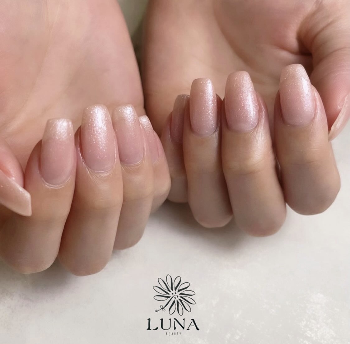 【我孫子町】≪社会保険完備≫≪完全週休2日制≫≪20時迄に退勤可能≫女性が長く働ける環境がバッチリ！家庭と仕事を両立しながら働ける環境です「LUNA (ルナ)」からネイリスト（ネイル）の求人☆☆