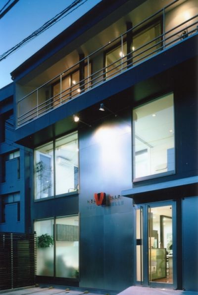 【羽衣】≪社会保険完備≫≪日曜休みあり≫≪17:30営業終了≫「次回予約率の高さ」が自慢！スケジュールを管理するので育児と仕事を無理なく両立できます！子育て世代が活躍する地域密着サロン「NOUVELLE（ヌーベル）」アシスタント（美容師）の求人★☆