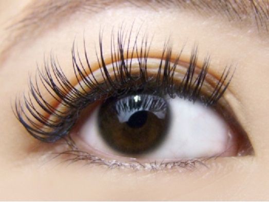 【京橋】≪社会保険完備≫≪トレンド発信型ヘアサロン併設≫「土日祝は19時まで＆実働8時間」でメリハリ付けて働ける環境！！お客様との距離が近い素敵な空間！美容室併設だからおしゃれして働ける！「huluhulu by LANDI IVY joure 京橋店（フルフルバイランディアイビージュールキョウバシテン）」からアイリスト（まつげエクステ・まつげパーマ・アイブロウ）の求人☆☆