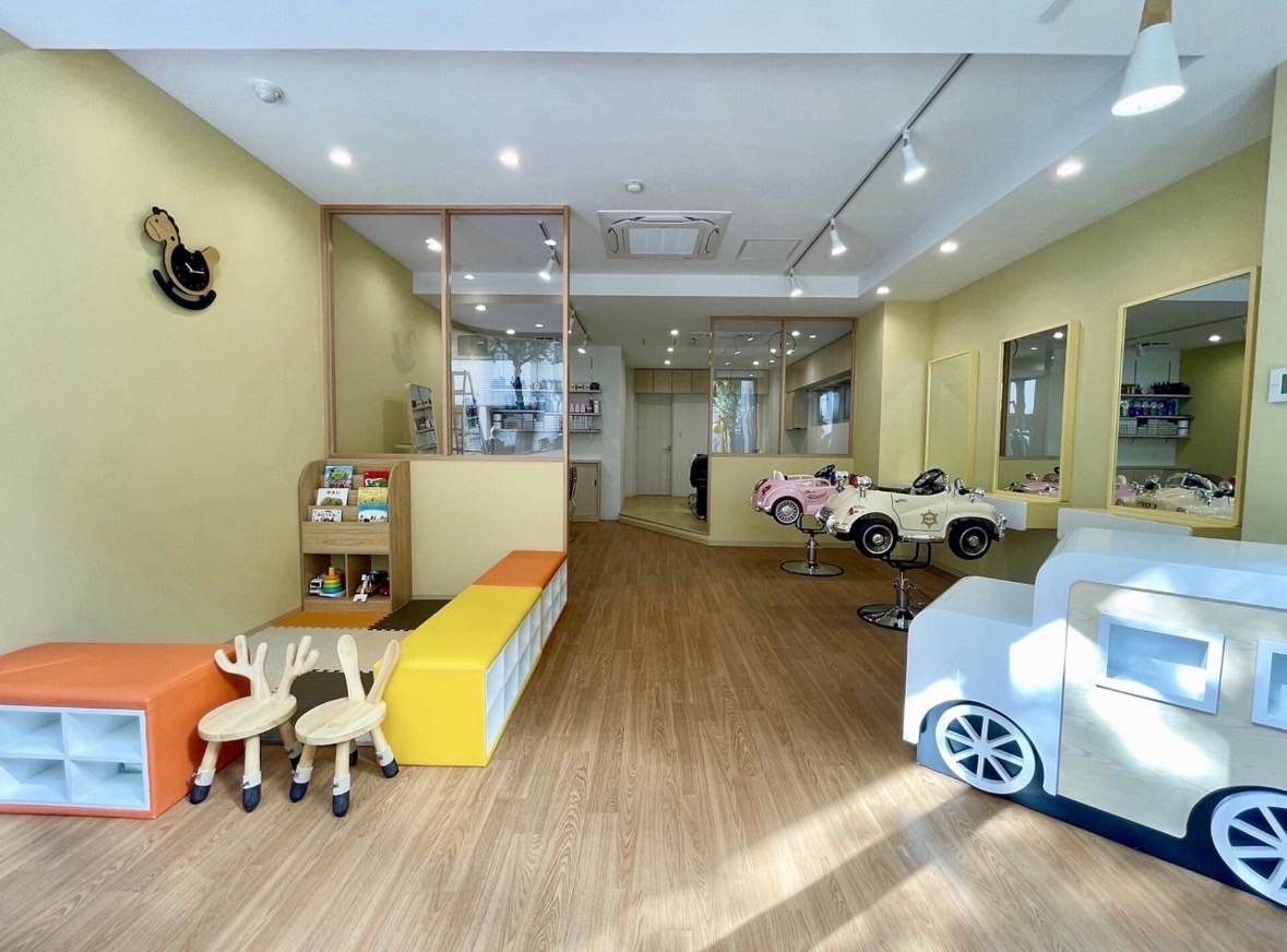 ファミリーヘアサロン PEACE（ファミリーヘアサロン ピース）