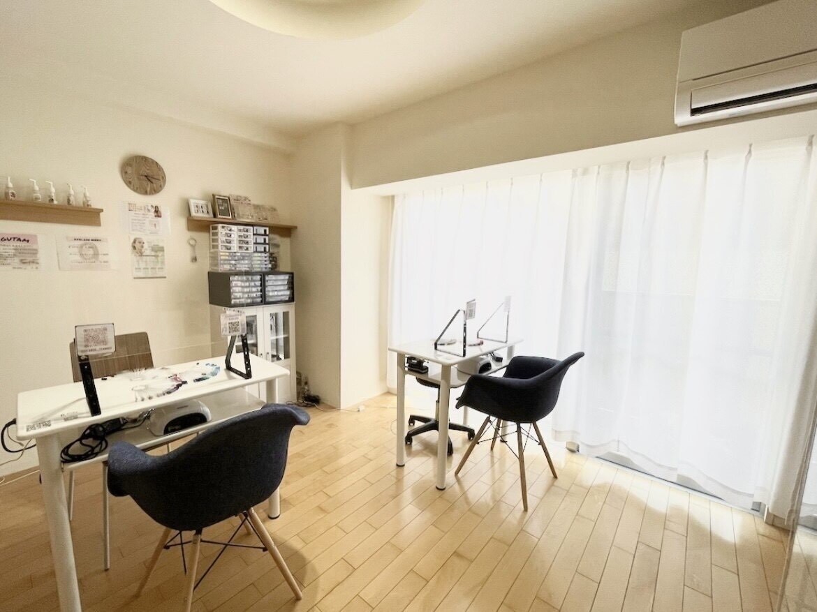 【天王寺】≪有給休暇消化率100％≫≪土日は月2回休みOK≫≪平均給与30万円前後≫≪月12日or月8日休みの選択制≫≪連休の取得も可能≫≪頑張った分はしっかり歩合で還元≫≪社会保険完備≫自分のライフスタイルに合わせて働く事の出来る環境「joie ange 天王寺店（ジョアアンジェ テンノウジテン）」からネイリスト（ネイル）の求人★☆★