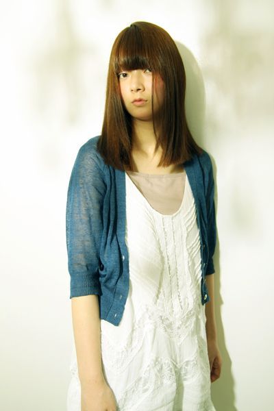 【近鉄生駒】◆社会保険完備◆サロンワークだけでなくビューティーコーディネーターの資格も無料で受講出来るので幅広く活躍できる美容師を目指せます！コンテストや撮影などクリエイティブな活動がとっても盛んなヘアサロンAtelier comme de la soie（アトリエコムデュラソワ）からアシスタント（美容師）の求人☆★