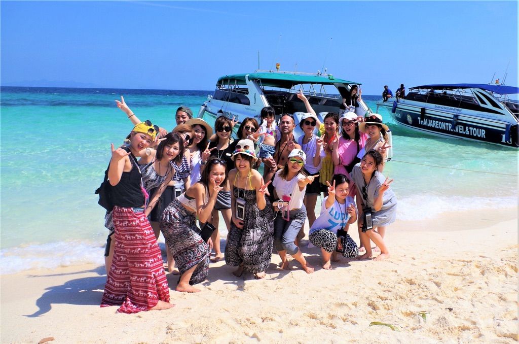 【なかもず】≪社会保険完備≫≪月8日休み≫仕事も大事だけど、きちんと自分の時間も大切にしてほしいと願うサロン「lino（リノ）」からスタイリスト（美容師）の求人☆★☆