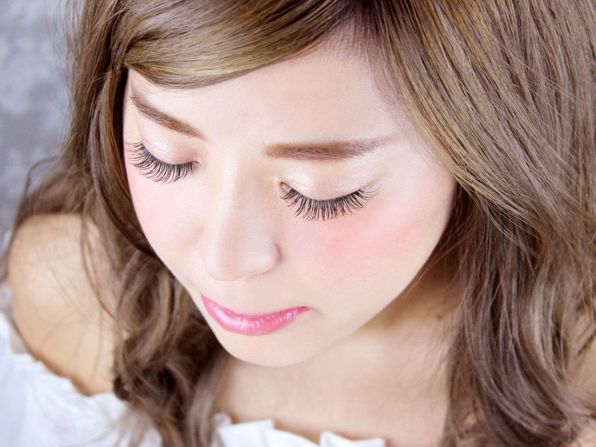 【難波】社会保険完備・月8日休み・実働8時間！もっと技術を向上させたい！そんな方に朗報です。関西で店舗展開中のアイラッシュとネイルのサロン”SyiSyu なんば店（シシュナンバテン）”からアイリスト（アイデザイナー・まつ毛エクステ）の求人★★