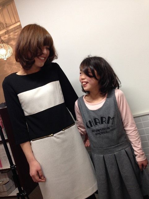 【芦屋】パート・アルバイト大募集♪《アシスタント18万円〜》《社会保険完備》最短2年でスタイリストデビュー可能★地域密着型アットホームサロン“Hair genic(ヘアージェニック)”からアシスタント(美容師)の求人☆★☆