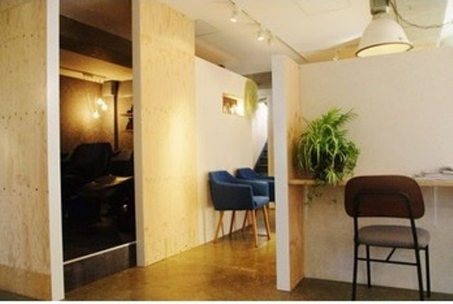 【梅田】頑張り次第で最短1年以内にデビューも可能！梅田にある小規模アットホームサロン「AMME By HEARtiest（アムバイハーティエスト）」からアシスタント（美容師）の求人☆☆