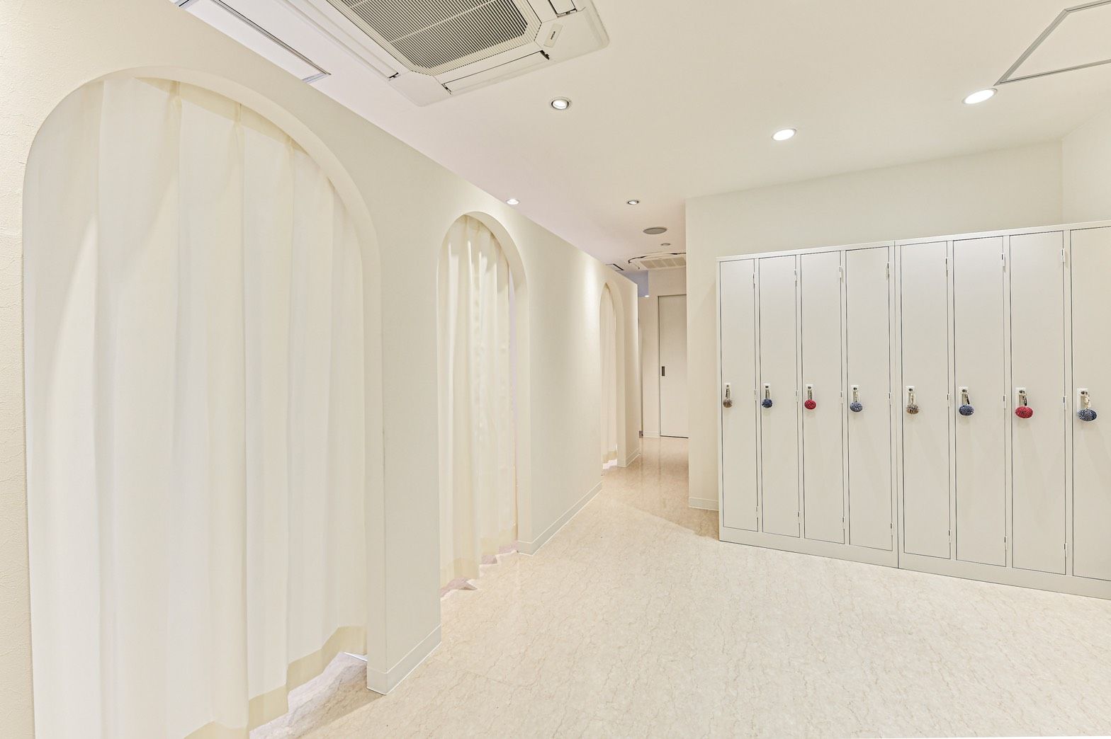 【阪急豊中】≪正社員・パート・業務委託から選択OK≫≪社会保険完備≫≪研修中もお給料あり≫自分の働き方に合わせて働ける環境!地域密着サロン「MOCA marshmallow(モカマシュマロ)」からアイリスト(アイデザイナー・まつげエクステ)の求人☆★☆