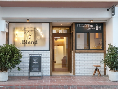 【新大宮】≪完全週休二日制&社会保険完備≫出店にともなって新規スタッフさん募集中。プライベートな時間も大切にできる環境です。スタッフさんが長く働いていけるサロン作りに注力「the’ Blend(ザブレンド)」からスタイリスト(美容師)の求人☆★