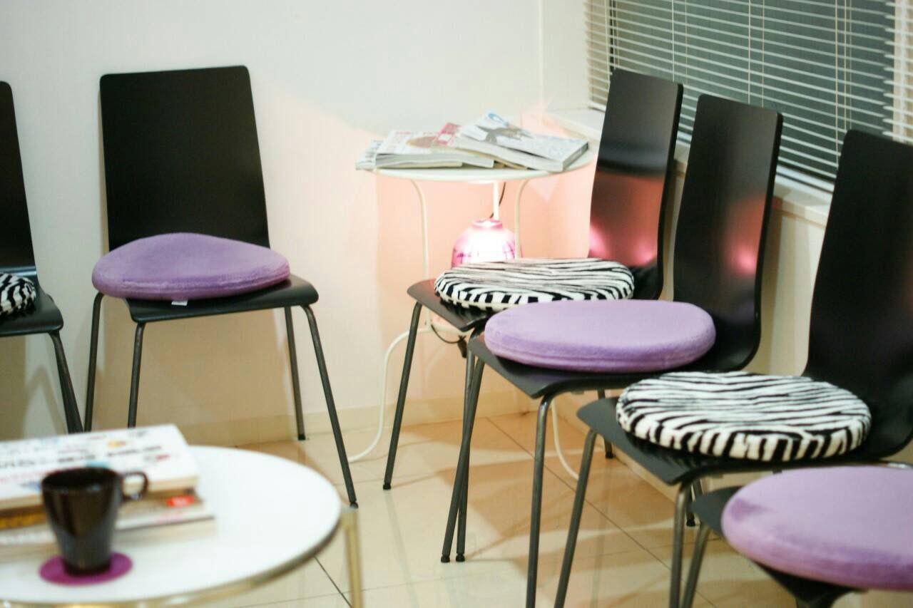 【多田】≪月給26万円スタート≫入客チャンス大♪がんばり次第で高収入狙えます★平均19時半退勤でプライベートも充実できる地域で人気のサロン“hair & make ATENA(ヘアーアンドメイクアテナ)”からスタイリスト・Jr.スタイリストの求人☆★