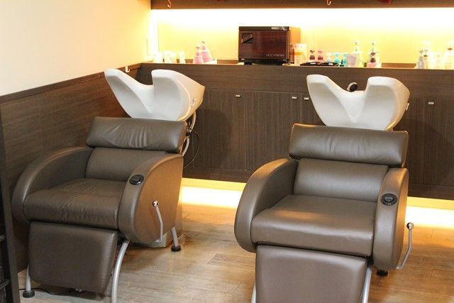 【北野田】≪完全週休2日制≫≪社会保険完備≫≪日曜日休みあり≫地域密着型の人気ヘアサロン!幅広い年代のお客様が来店されています!夜遅くならず、プライベートもバッチリです「hair place apego(ヘアープレイスアペーゴ)」からアシスタント(美容師)の求人☆★