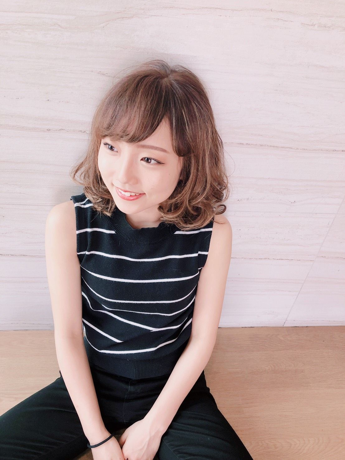 【木幡】≪月給20万円〜≫≪最寄駅から徒歩1分≫≪日曜定休≫≪月6〜8日休みを選べる≫≪社会保険完備≫≪営業時間内レッスンも可能≫≪パートスタッフも多数活躍中≫最優先はスタッフさんの幸せ！そのうえでお客様を幸せにしていきます！トリートメントのケアにも力を入れいるLien hair（リアンヘアー）からアシスタント(美容師)の求人☆★