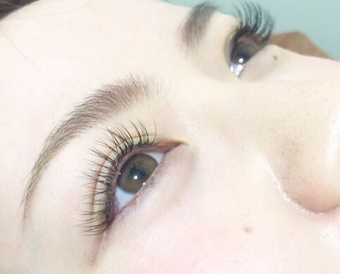 【博多】店内はまるでカフェのような雰囲気！お一人おひとりのお客様を大切にし、寛ぎと癒しの時間を提供している隠れ家サロン「Dep-bloc’s（ディップブロックス）」からアイリスト（アイデザイナー・まつ毛エクステ）の求人！