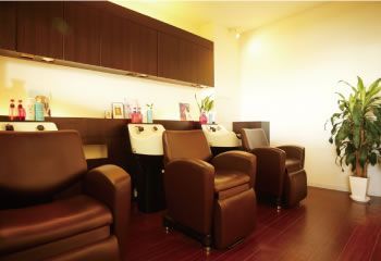 【飯塚】《社保完備》《月7〜8休み》雑誌掲載者やコンテスト受賞者が多数!!クリエイティビティな地域密着型のトータルビューティーサロンRANSHELL（ランシェル）からスタイリスト（美容師）の求人