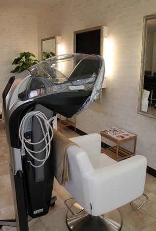 【千早】自分のペースで技術向上を目指していけます！！ドンドン入客を担当する事が出来るので多くのお客様と関われますよ♪少人数×地域密着型サロン「Bond Hair for men & ladies(ボンド ヘアー フォー メン アンド レディース)」からアシスタント（理容師）の求人☆★