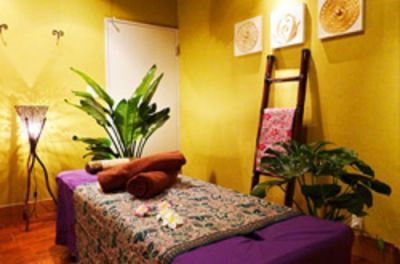 【梅田】≪ノルマや勧誘などは一切なし≫≪社会保険完備≫≪月8日休み≫≪産休・育休制度≫ありと福利厚生が整っているからスタッフの定着率◎他では身に付けられない技術が学べる“WAYANSARA梅田店（ワヤンサラウメダテン）”からエステティシャンの求人☆☆