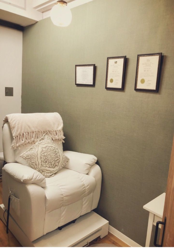 【藤井寺駅前】≪18時退勤≫≪実働8時間／休憩1時間あり≫≪月8日／第3日曜日休み≫店長は現役講師なので技術向上が出来る環境です！地域密着のアットホームなアイラッシュサロン！！「shuo（シュオ）」からアイリスト（まつげエクステ・まつげパーマ）の求人☆☆