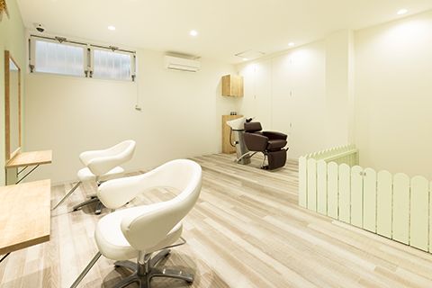 【筑前前原】《社保完備》キャリアは関係ない！！あなたのやる気でHAIR SPACE EN（ヘアースペース エン）の未来を創る幹部を目指しませんか  アシスタント（美容師）の求人★☆★