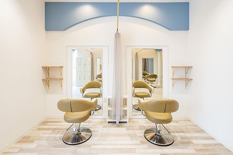 【荒江】《社保完備》キャリアは関係ない！！あなたのやる気でase 荒江店（エース アラエテン）の未来を創る幹部を目指しませんか  アシスタント（美容師）の求人★☆★