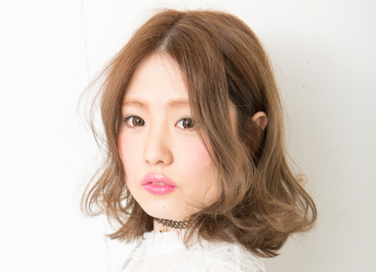 【乙金】≪高月給スタート・月休8日・リフレッシュ休暇あり・社会保険完備≫美容師を長く続けるには情熱と環境!しっかりと学べる環境はもちろん、福利厚生も充実している「tete 乙金店(テテオトガナテン)」からスタイリスト(美容師)の求人☆★
