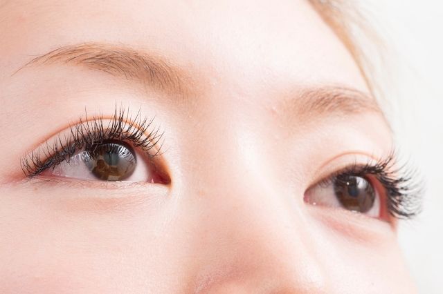 【草津】経験者の方に朗報★《社会保険完備・有給休暇あり・実働8.5時間》20代のスタッフさん活躍中の活気溢れるサロン★”SEPT＋　草津店（セプトプラス　クサツテン）”からアイデザイナー（アイラッシュ・まつ毛エクステ）の求人☆