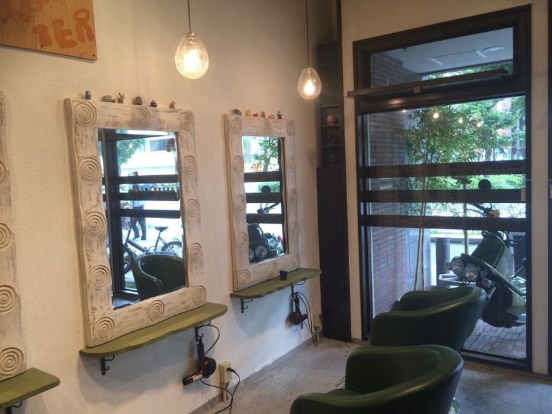 【住吉通り】≪高月給スタート・完全週休二日制・未経験、通信生OK・有給休暇あり≫今後スタッフが揃い、体制が整えば更に働きやすい環境にしていきたいと考えています！一緒にお店を盛り上げていきませんか ？地域密着型のヘアサロン「HAIR COPTER（ヘアコプター）」からアシスタント（美容師）の求人☆★