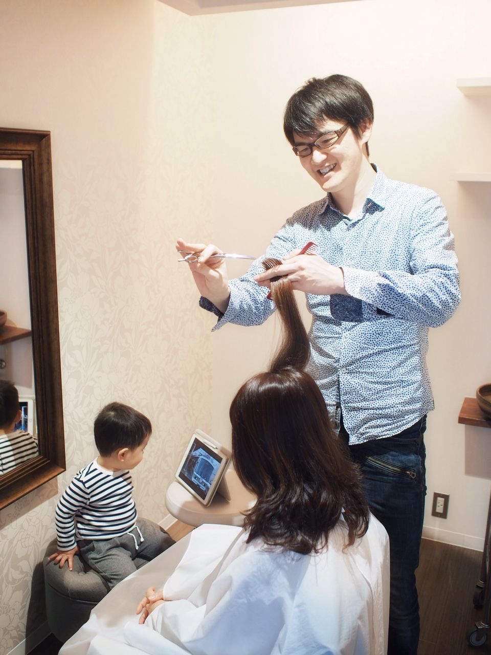 【JR芦屋】ライフスタイルに合わせたシフトで勤務できます!ママさん大歓迎!高単価のアットホームサロン「atelier chloe(アトリエクロエ)」からアシスタント(美容師)の求人☆☆
