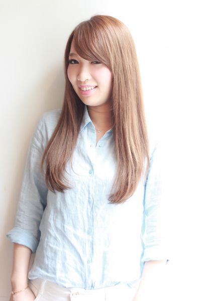 【新大阪】≪最低保証25万円≫≪休みの希望制限なし≫≪入客スタイル選択可能≫≪フリー40%/指名50〜65%還元≫入客チャンスと働きやすさ抜群で稼ぎやすいお店!「Lucia hair clear(ルチアヘアークリア)」からスタイリスト(美容師)の求人☆★