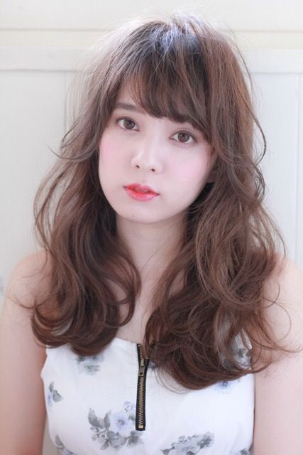 【六本松】≪社保完備・月給25万円~・月休8日・産休育休制度あり・ブランクありでもOK・ゆとりをもった予約制・スタイリストオンリー≫リモート自由参加の講習!待遇だけでなく一緒に働く仲間同士、仲が良いのも魅力のひとつ!福岡エリアで店舗展開中の高条件、福利厚生充実のヘアサロン「rak hair六本松店(ラクヘアー ロッポンマツテン)」からスタイリスト(美容師)の求人☆★☆