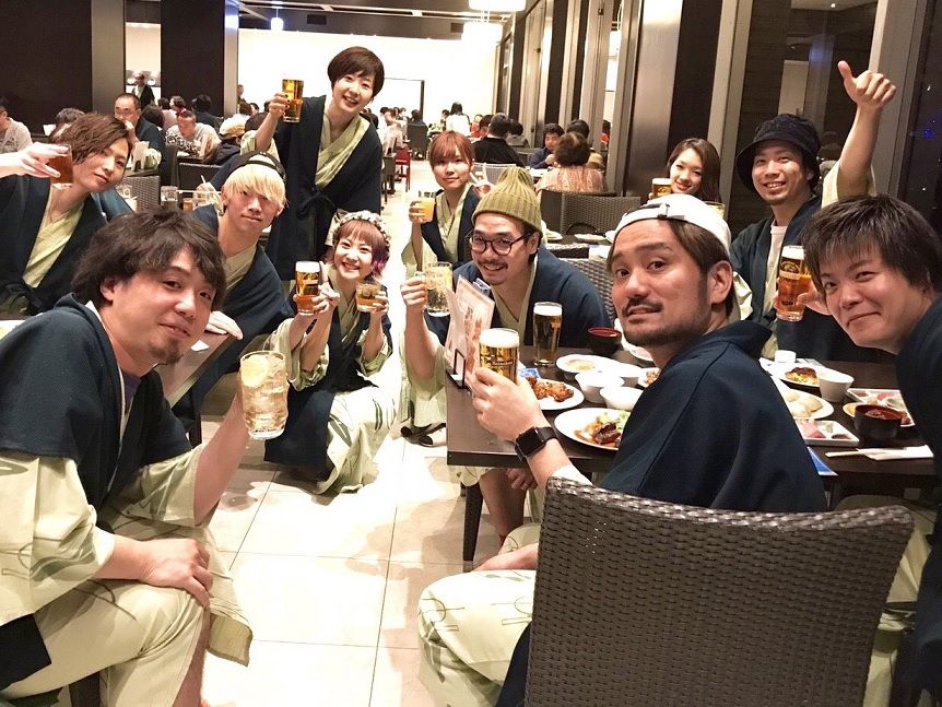 【今泉】《社保完備》トレンドを意識し外国人風・透け感を取り入れたこなれ女子をプロデュース!!実力派サロン「JOWIN AND EMMA(ジョウインアンドエマ)」からスタイリスト(美容師)の求人☆☆