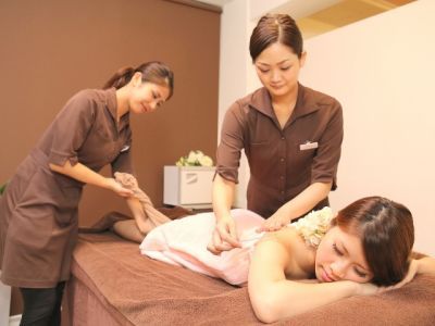 【天王寺】脱毛専門店★週2日〜の勤務OK！今後、脱毛以外のメニューも取り揃えていく予定あり 今までのエステティシャインさんとしての経験を活かせる環境！”Dione 天王寺店（ディオーネ テンノウジテン）”からエステティシャンの求人★