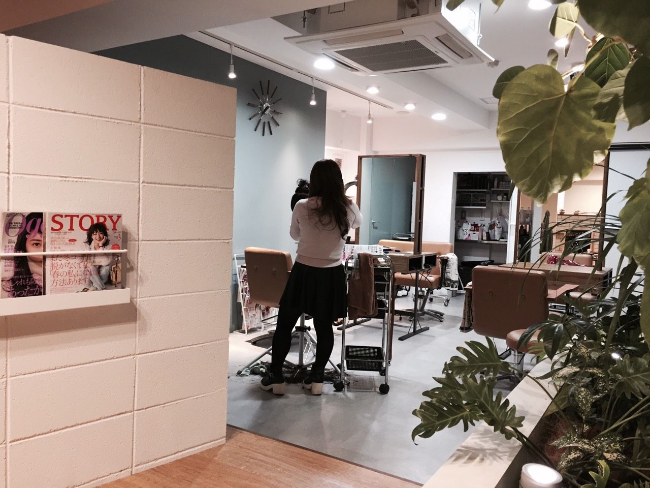 【草津】◇◆リフレッシュ休暇あり◆住宅手当あり◆営業時間内レッスンOK！◆◇スタッフ同士でご飯に行ったり、BBQなどの楽しいイベントも豊富♪feel aura（フィール アウラ）からアシスタント（美容師）の求人☆★