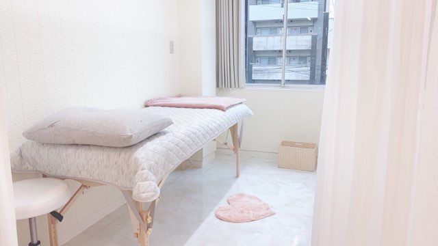 【桂】≪社会保険完備≫≪月8日休み≫≪モデル集めのサポートあり≫研修中もお給料あり!営業後のレッスン一切無しなど働きやすさ抜群!!ネイルも学べる「EYE STUDIO & W NAIL 桂店(アイスタジオアンドダブルネイルカツラテン)」からアイリスト(アイデザイナー・まつげエクステ)の求人☆★☆