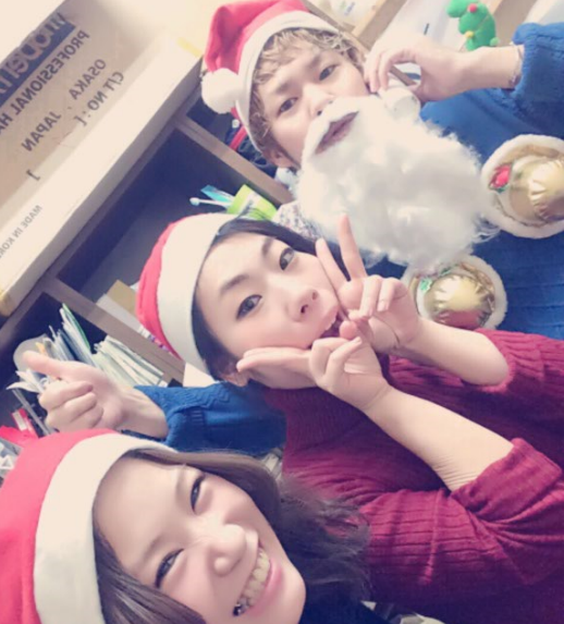 【河内松原】≪未経験・通信生・新卒生OK≫≪駅から徒歩3分≫ダメージレスにこだわり☆経験豊富なスタイリストさんばかりなので未経験でも安心♪スタッフ同士仲が良くアットホームなお店です！「janji（ジャンジー）」からアシスタント（美容師）の求人☆★☆