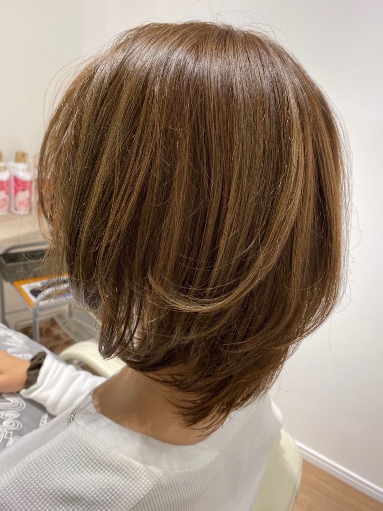 【元町】女性のみの働きやすいお店です!≪完全週休2日≫≪社会保険完備≫≪平均退社18時半≫マンツーマンでの接客が人気のプライベートサロン!!遅くまで残ることもないのでプライベートも充実させられますよ!「hair make QUATRE(ヘアーメイクキャトル)」からスタイリスト(美容師)の求人☆☆