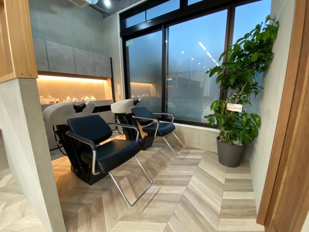 【京都駅】■フリー売上40％還元／指名売上45〜55％還元■フルタイムで30万円以上の月収はもちろん！週1日〜の勤務・土日のお休み・時短勤務など相談可能！完全マンツーマンで単価アップも狙いやすい環境ですよ！ANGELICA JR京都駅前店（アンジェリカジェイアールキョウトエキマエテン）からスタイリスト（美容師）の求人★☆